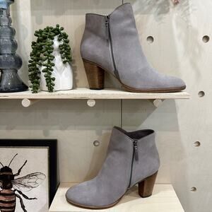 COLE HAAN Hayes Ankle Boots SZ 10.5 Taupe Suede Side Zip Stacked Heel Booties